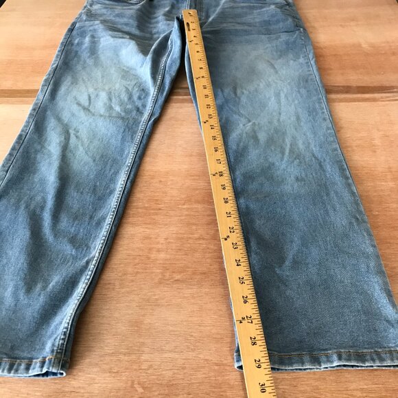 TPJ Slim Thick Jeans Men 38x30 Gray Mid Rise Stretch Comfort 17116 - Picture 6 of 12